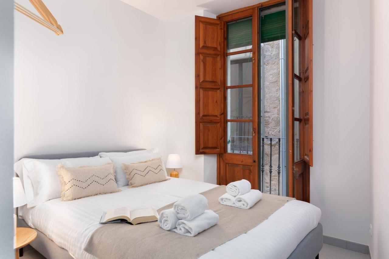 Flateli Cort Reial 10 Apartman Girona Kültér fotó